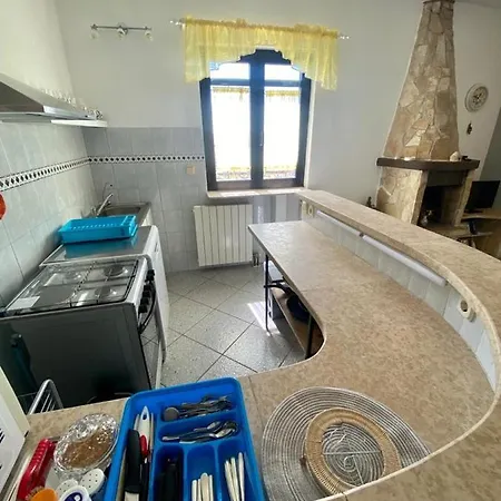 Mon Perin Castrum - Lara Apartment